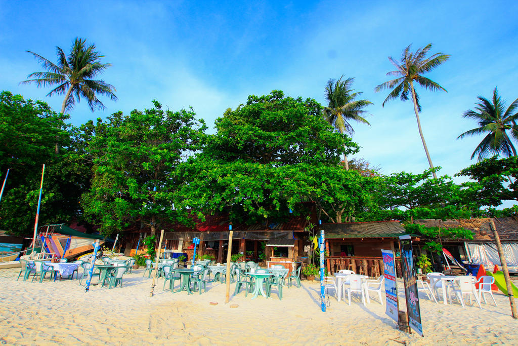 查汶海滩港口度假酒店 外观 照片